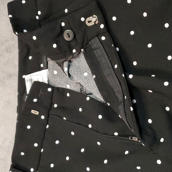 BEAUTIFUL ZARA POLKA DOT CROP PANTS - Picture 7 of 10